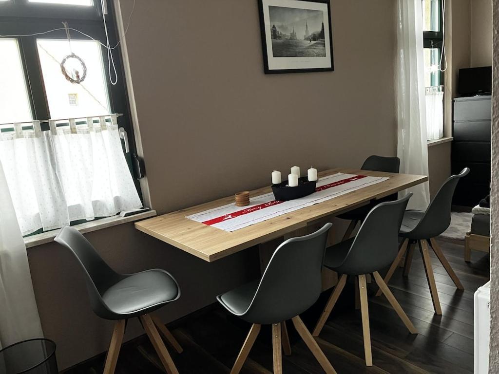 "Ferienwohnung Am Schloss" - Ferienwohnung Mit Blick Auf Das Barbyer Schloss, 5 Gehminuten Bis Zur Elbe מראה חיצוני תמונה