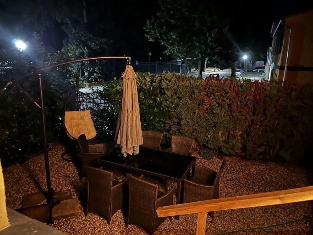 "Ferienwohnung Am Schloss" - Ferienwohnung Mit Blick Auf Das Barbyer Schloss, 5 Gehminuten Bis Zur Elbe מראה חיצוני תמונה